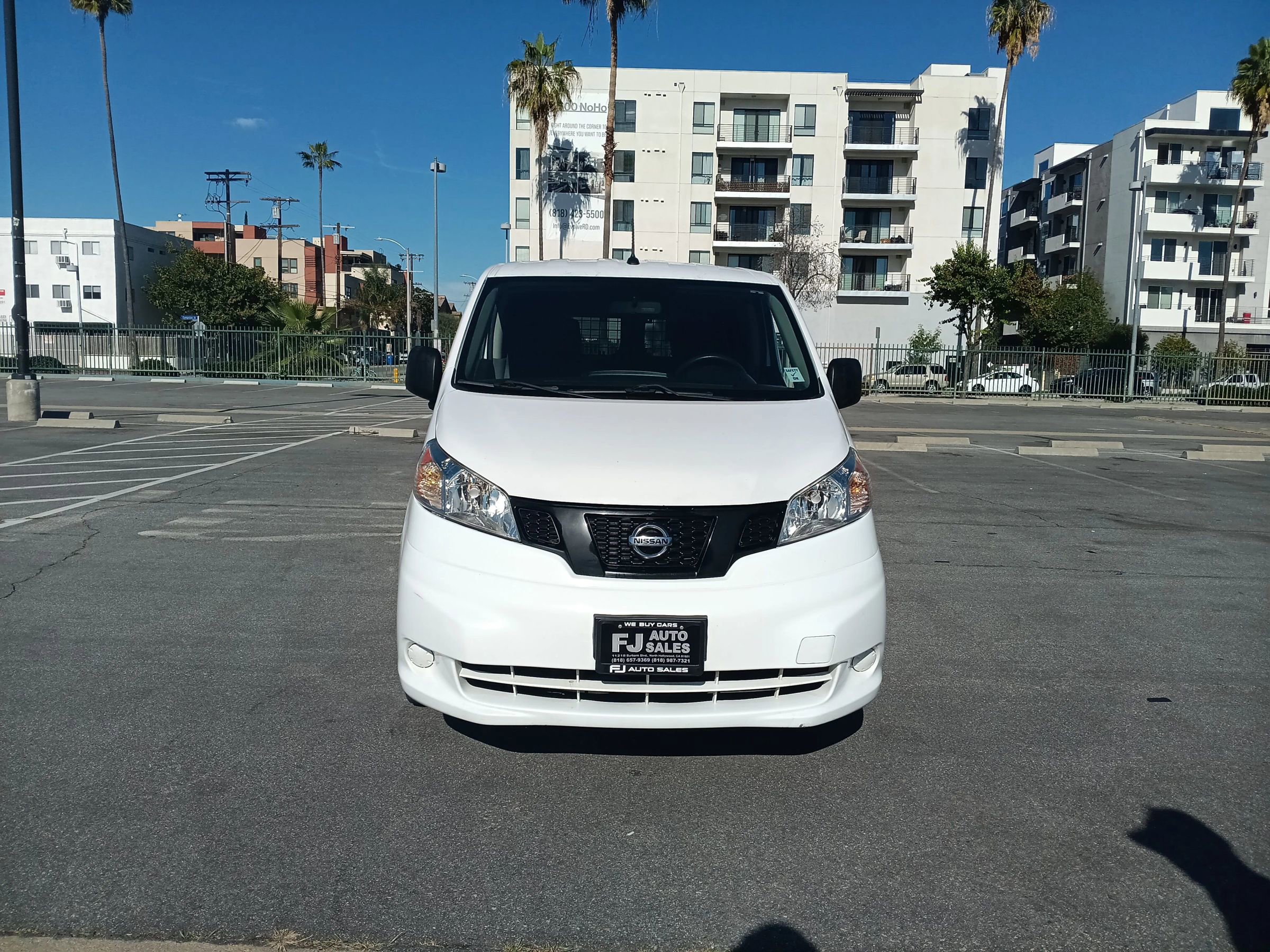 Used 2021 Nissan NV200 S w/ Back Door Glass Package image 2