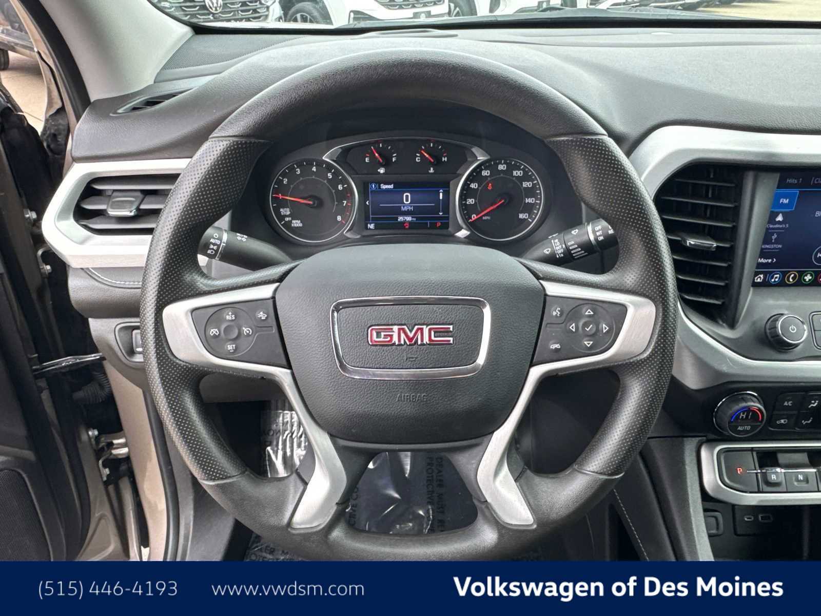 Used 2023 GMC Acadia SLE w/ Driver Convenience Package image 15