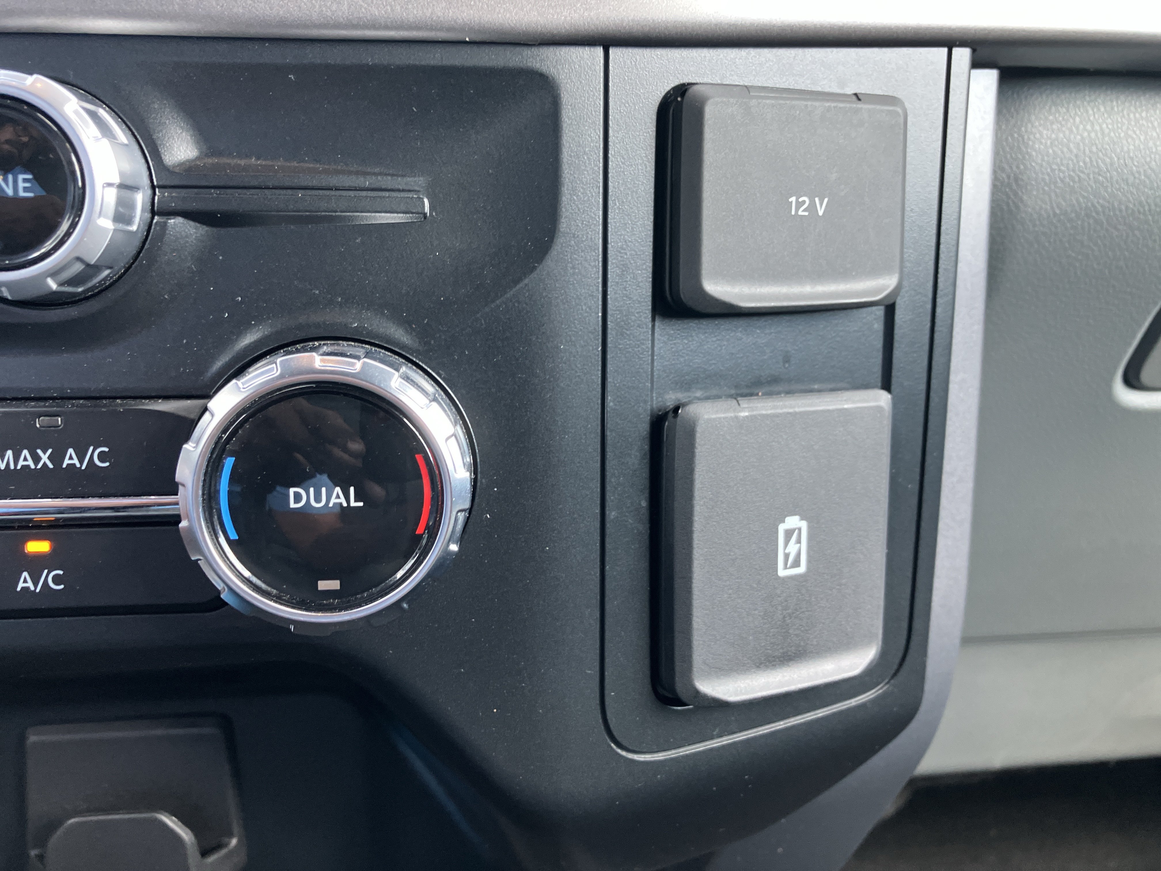 Used 2024 Ford F150 XLT AWD/4WD image 29