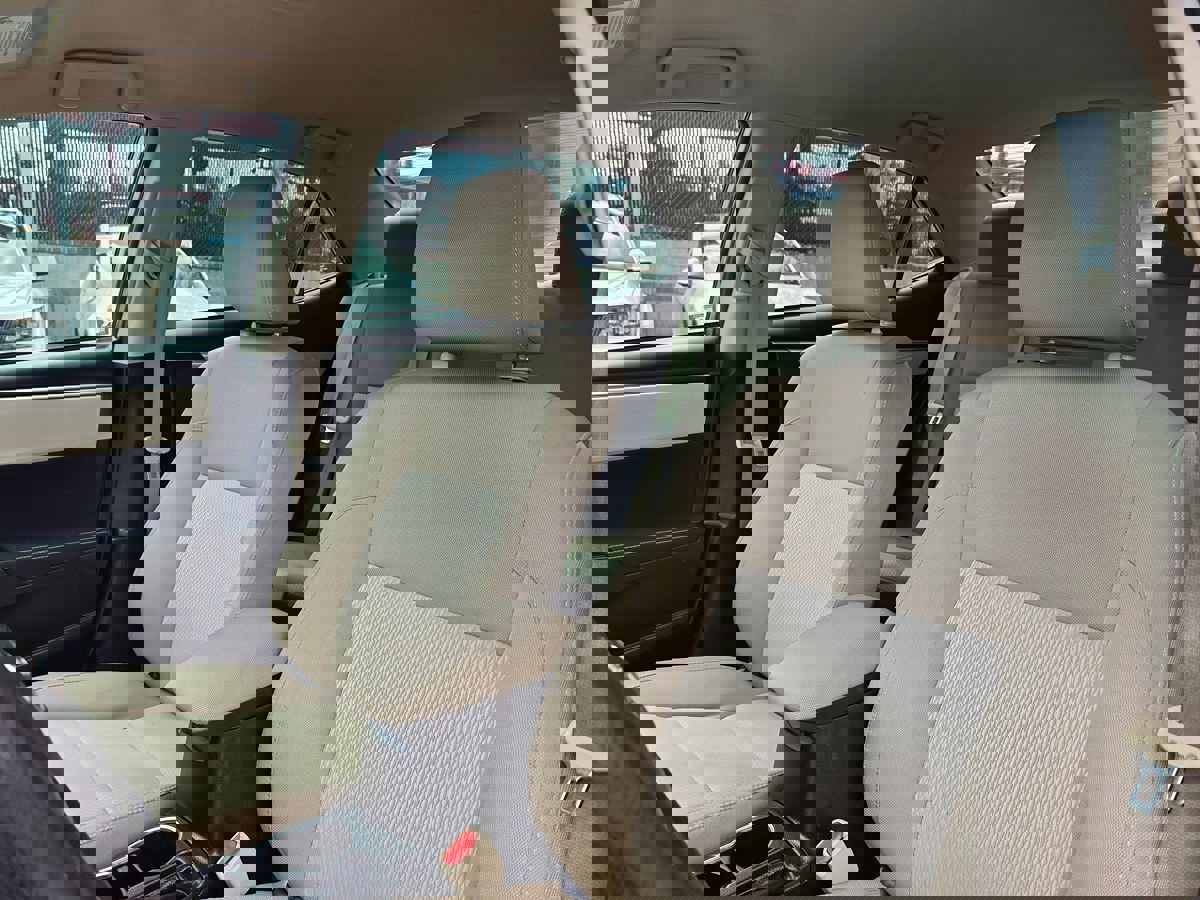 Used 2016 Toyota Corolla LE FWD image 20