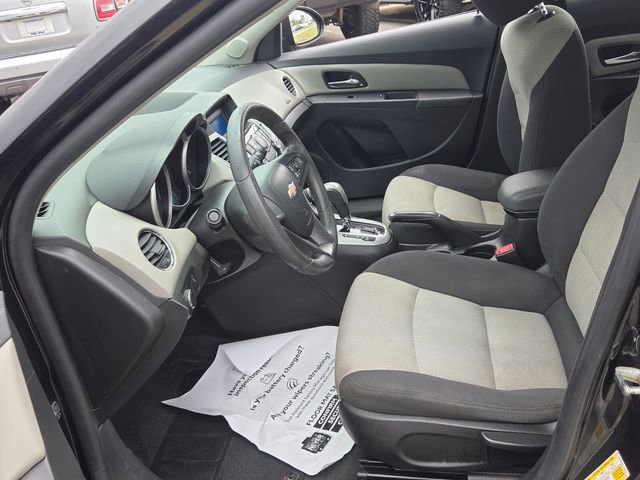Used 2016 Chevrolet Cruze LS FWD image 5