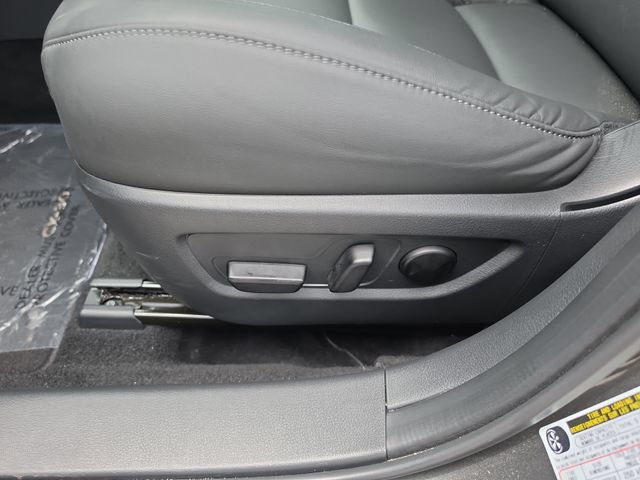 Certified 2025 MAZDA CX-30 AWD 2.5 S w/ Preferred Package image 18