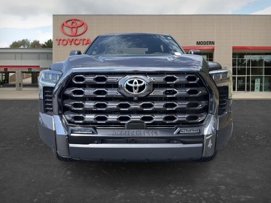 Used 2023 Toyota Tundra Platinum AWD/4WD image 2