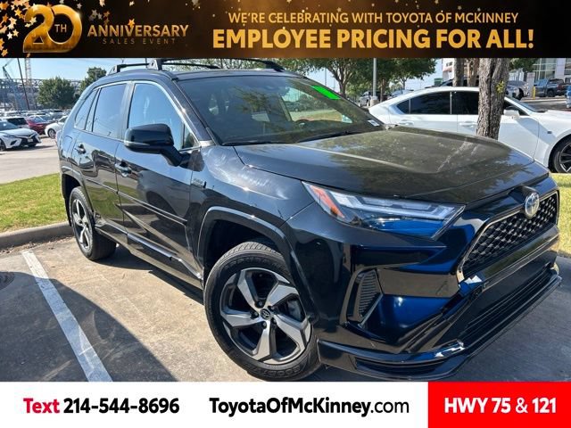 Used 2023 Toyota RAV4 SE w/ Weather & Moonroof Package