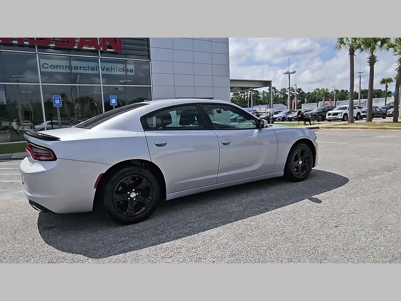 Used 2020 Dodge Charger SXT w/ Driver Convenience Group RWD image 35