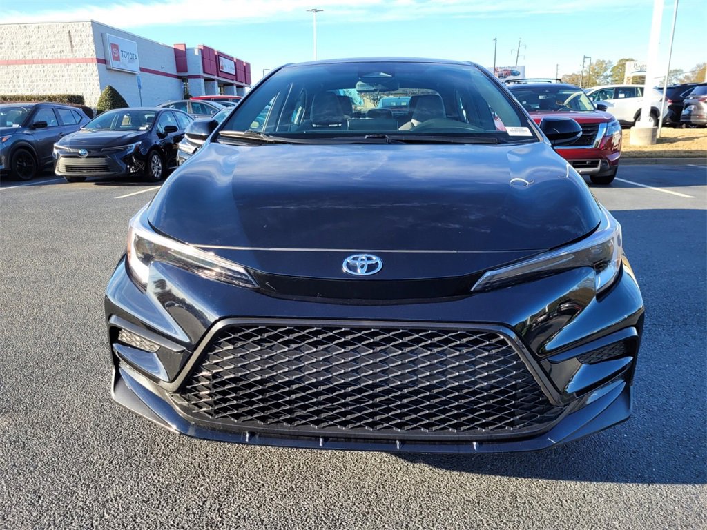 Certified 2025 Toyota Corolla SE image 2