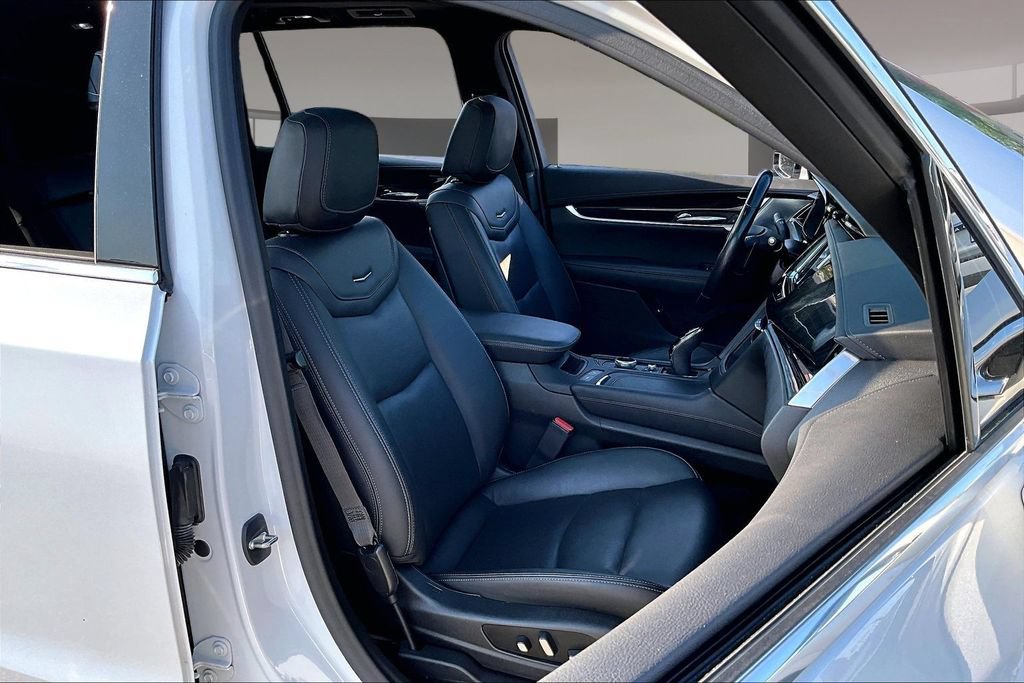 Used 2021 Cadillac XT6 Premium Luxury FWD image 7