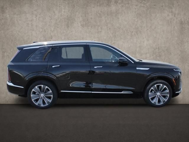 New 2026 Cadillac Vistiq Luxury w/ LPO, Floor Liner Package AWD/4WD image 4