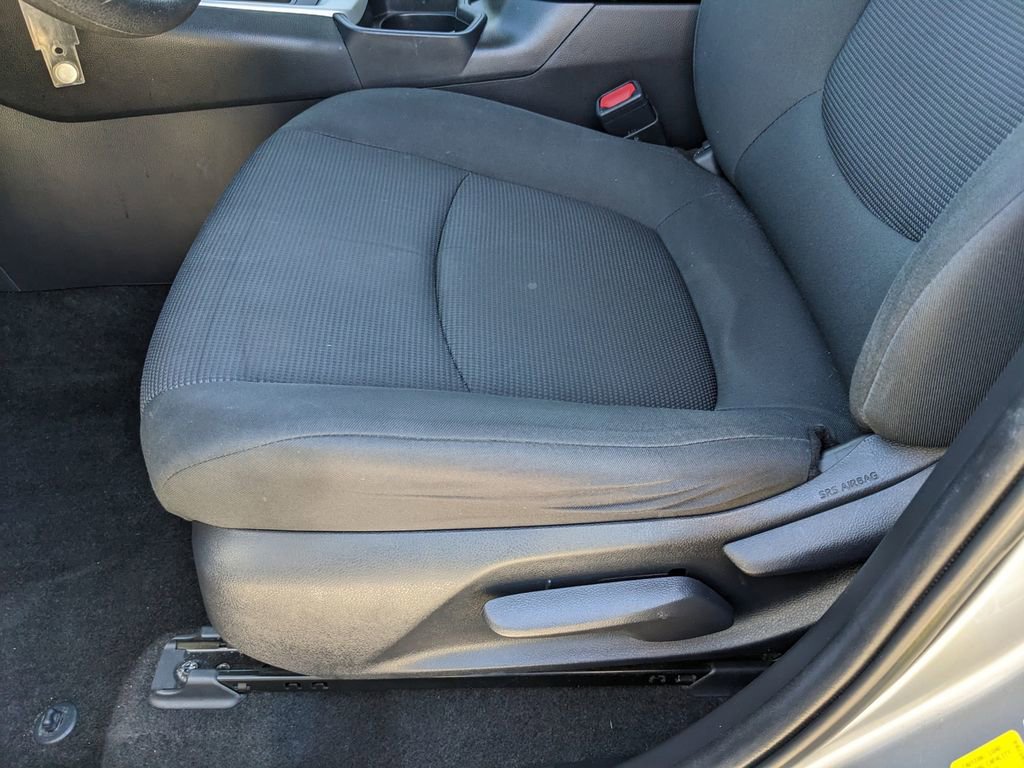 Used 2020 Toyota RAV4 LE image 22