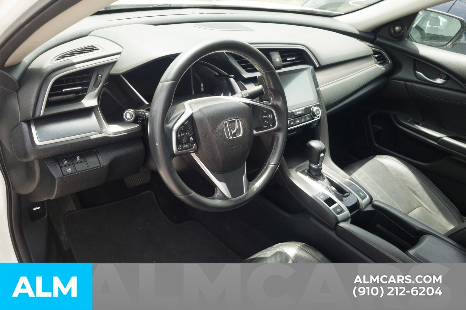 Used 2017 Honda Civic Touring image 5