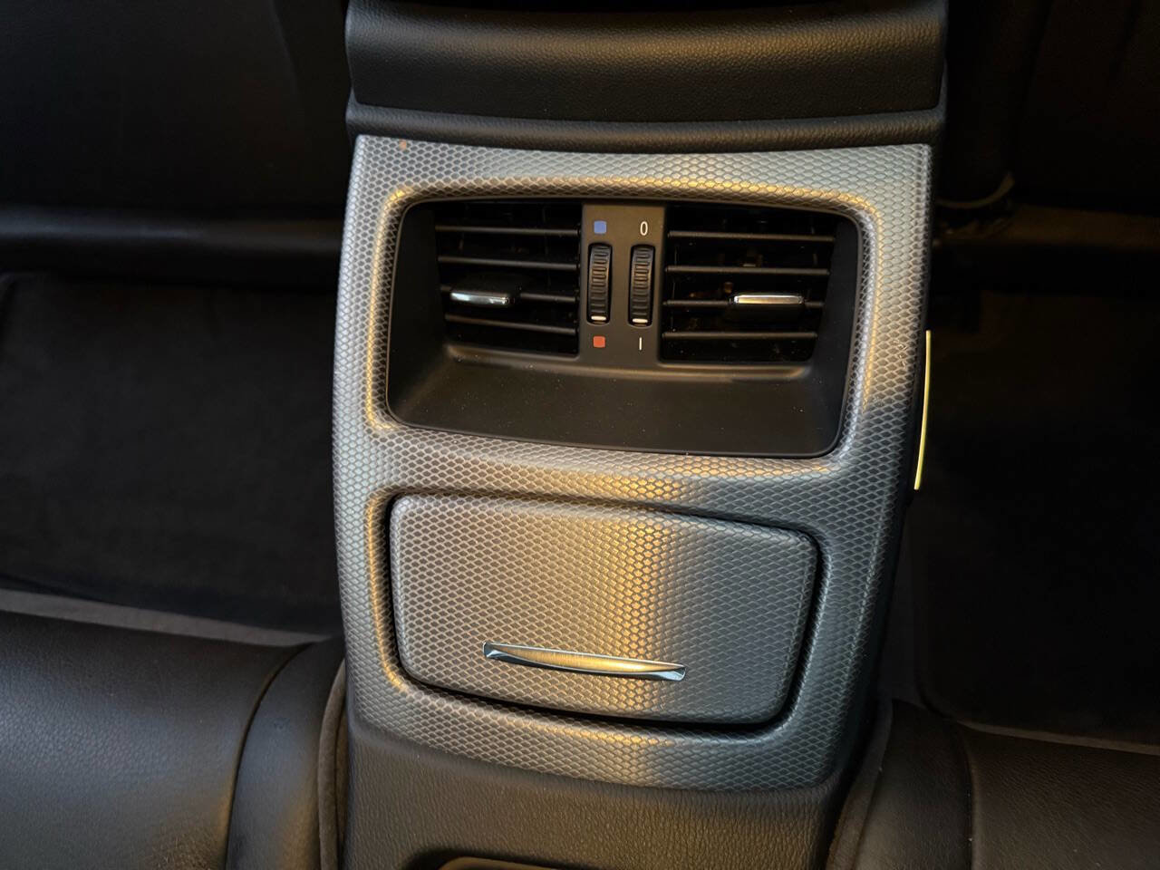 Used 2012 BMW 335i Coupe image 45