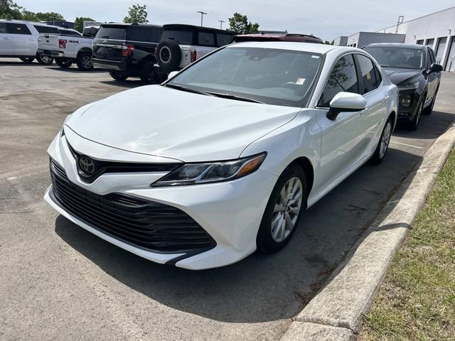 Used 2020 Toyota Camry LE FWD image 1