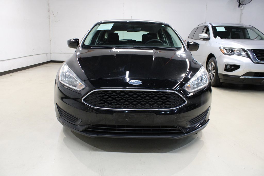 Used 2018 Ford Focus SE image 2
