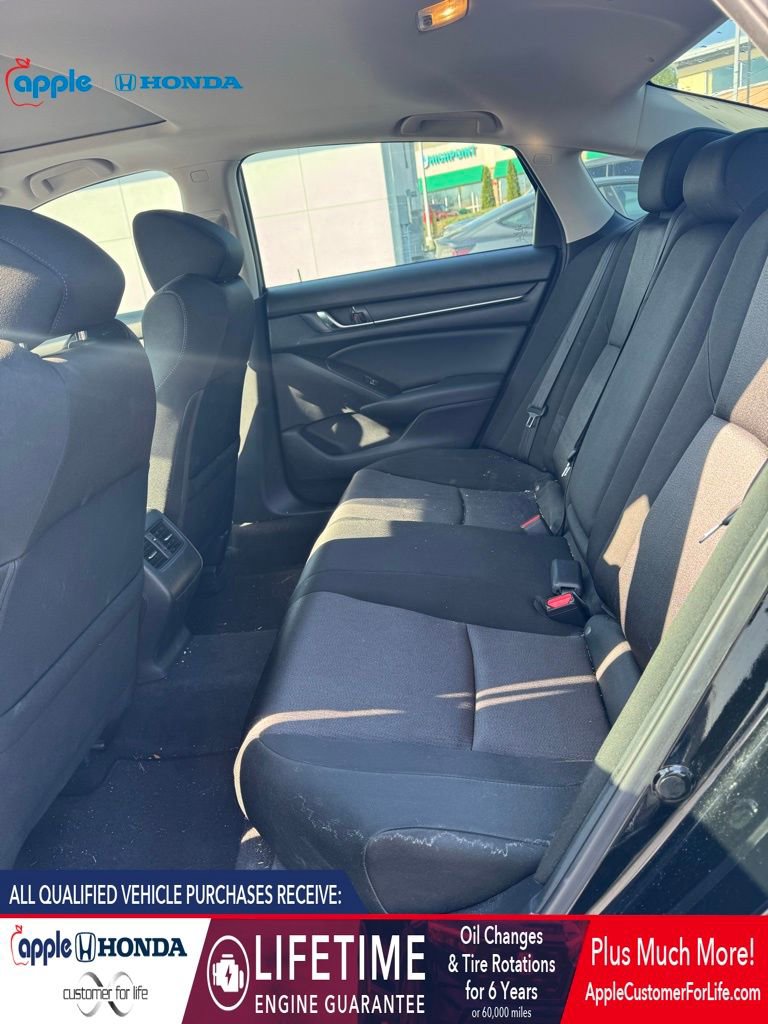 Used 2018 Honda Accord EX image 9