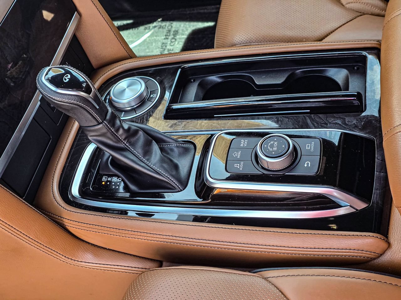 Certified 2024 INFINITI QX80 Sensory AWD/4WD image 20