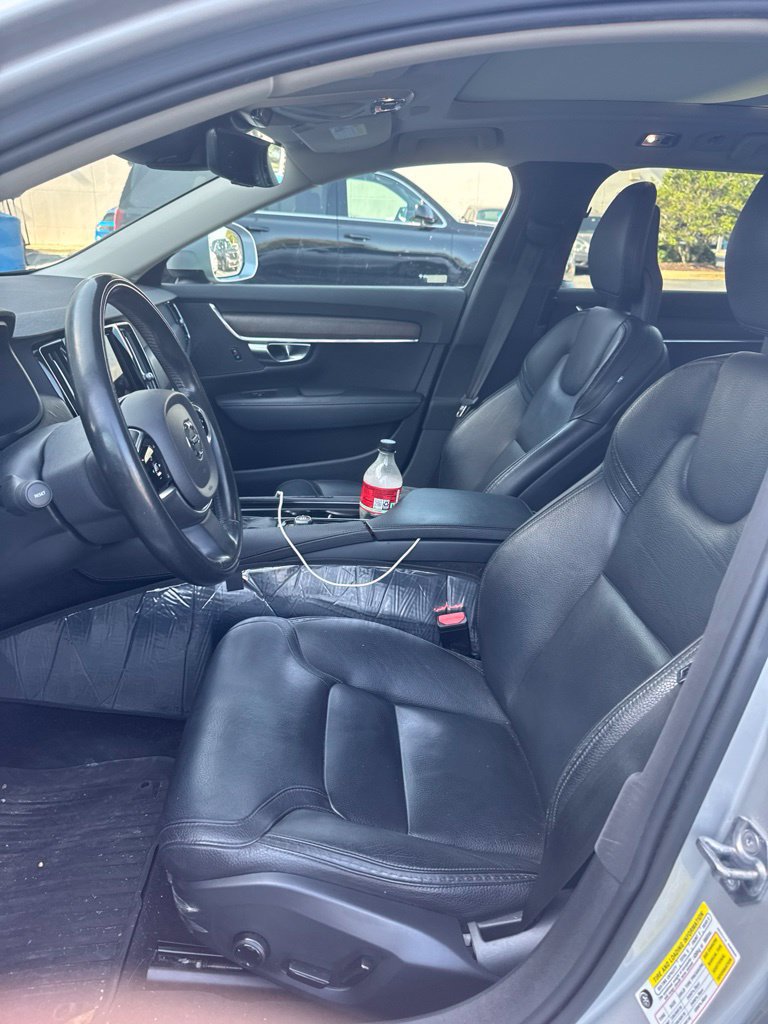 Used 2018 Volvo V90 T5 Cross Country w/ Convenience Package AWD/4WD image 2