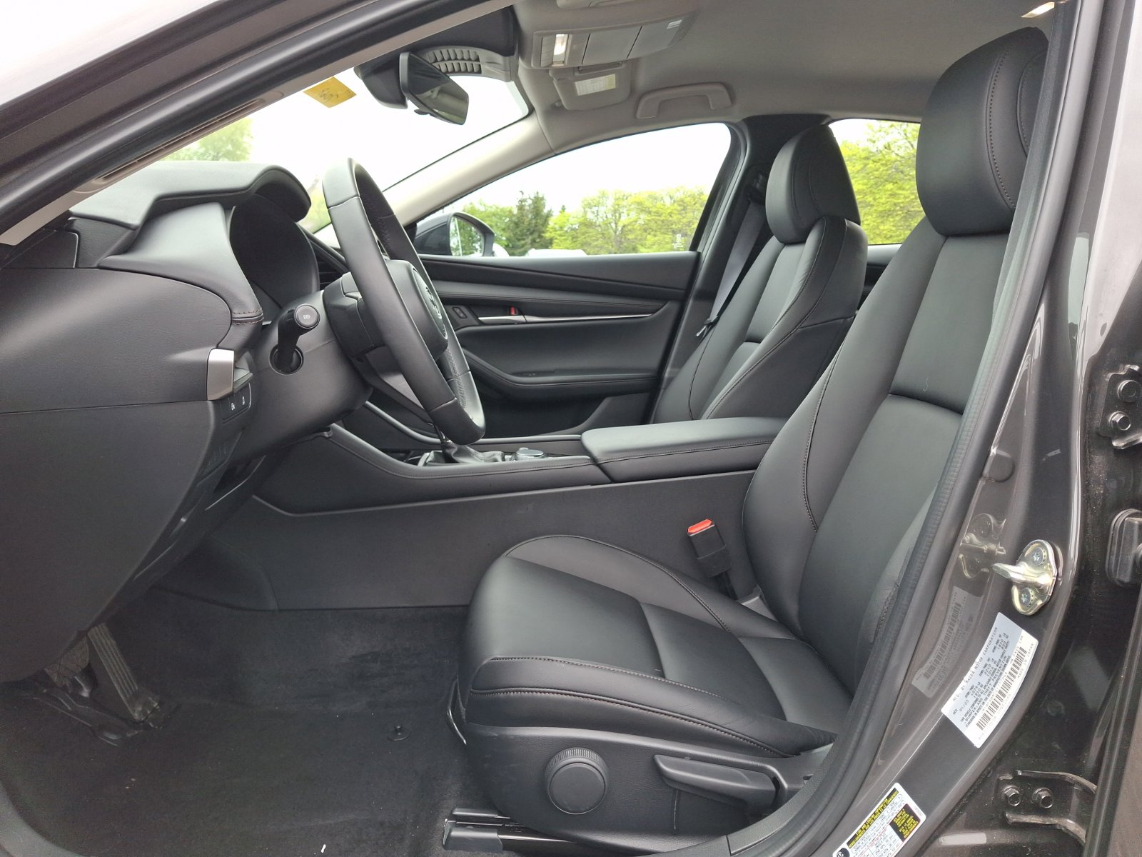 Certified 2025 MAZDA MAZDA3 s FWD image 14