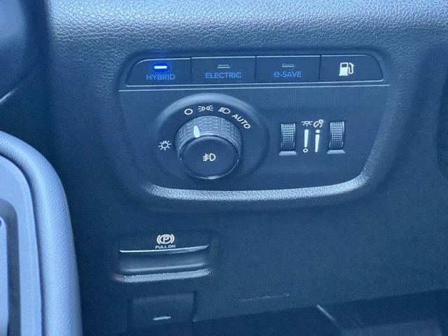 Used 2024 Jeep Grand Cherokee Limited 4xe image 29