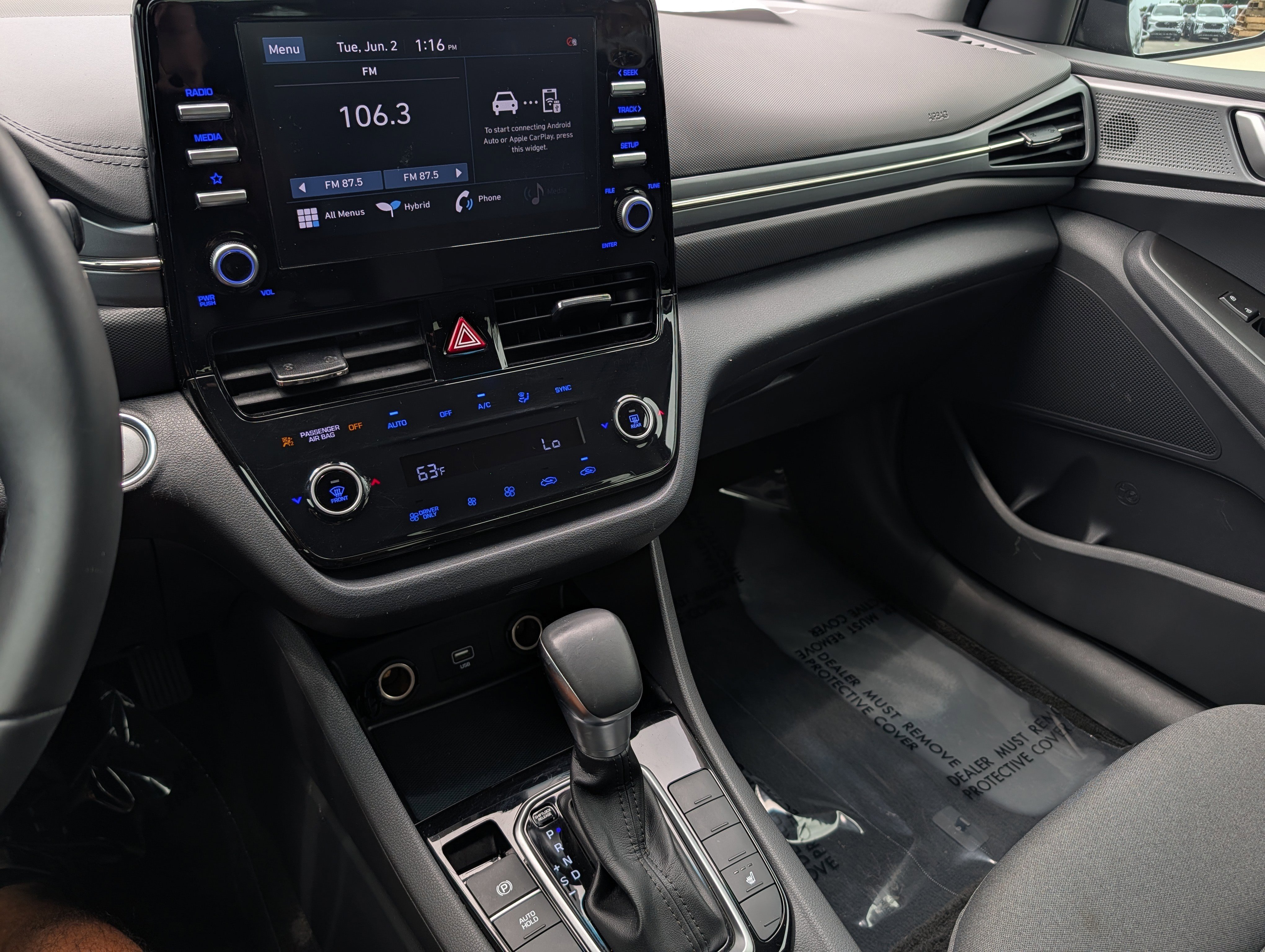 Used 2022 Hyundai Ioniq SE FWD image 28