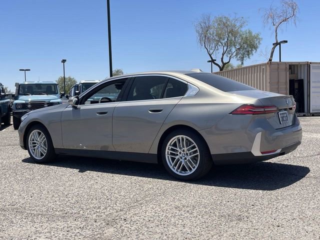 Used 2025 BMW 530i RWD image 8