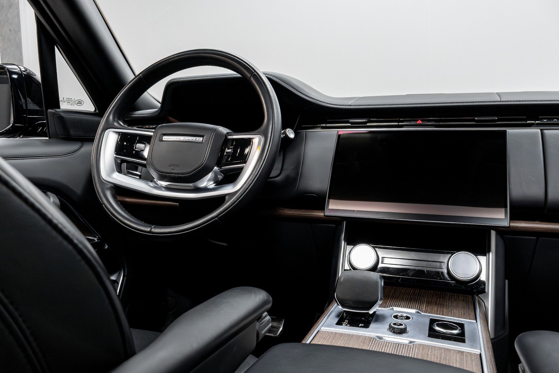 Used 2023 Land Rover Range Rover Autobiography image 28