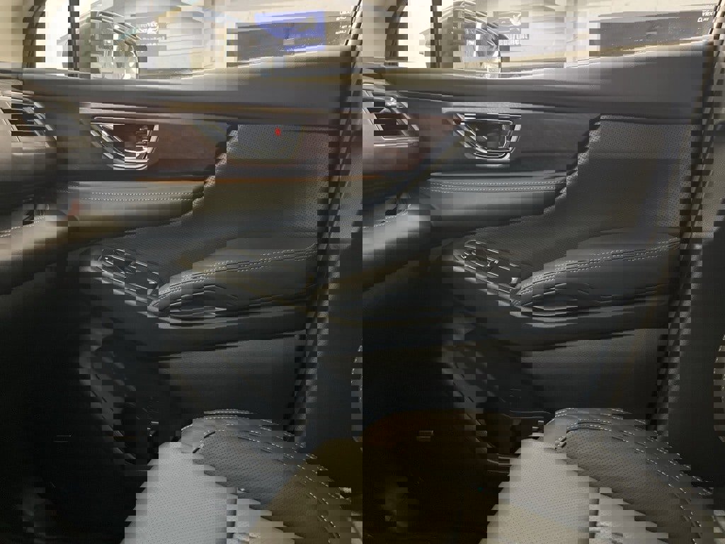 Used 2024 Subaru Ascent Touring image 13