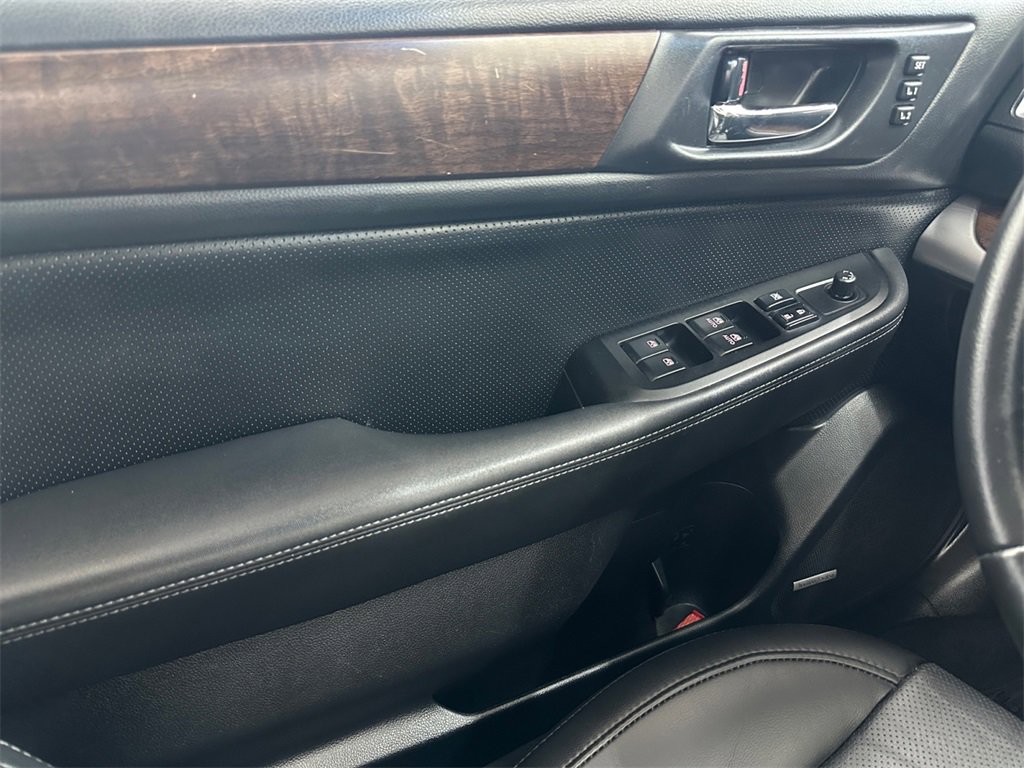 Used 2015 Subaru Outback 2.5i Limited image 11