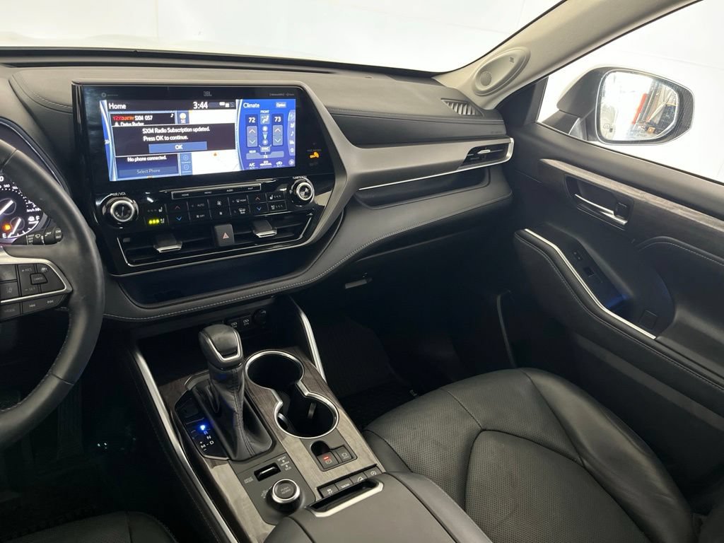 Used 2020 Toyota Highlander Limited AWD/4WD image 34