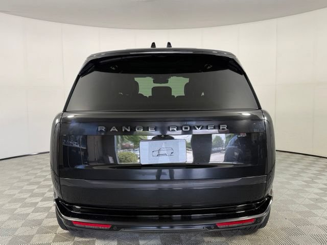 Used 2025 Land Rover Range Rover SE AWD/4WD image 8