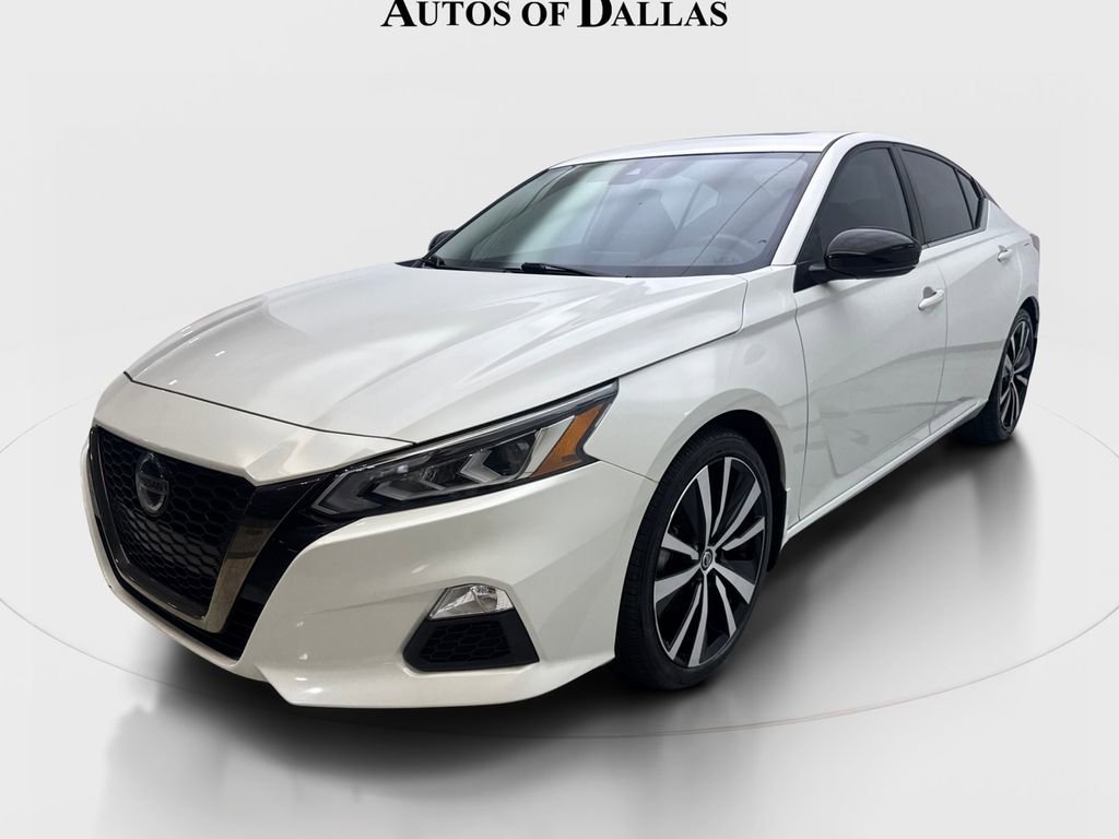 Used 2022 Nissan Altima 2.0 SR FWD image 2