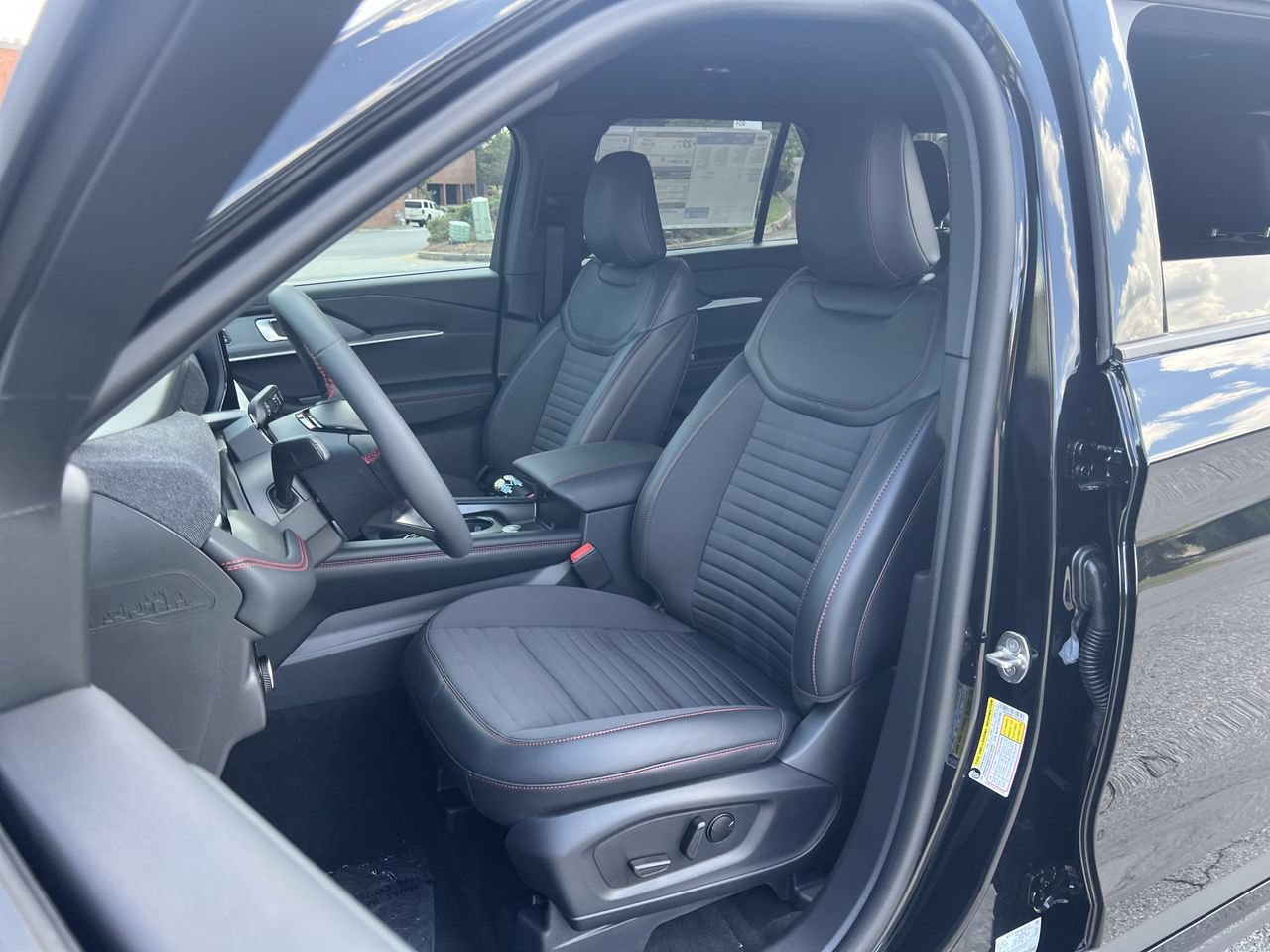 New 2026 Ford Explorer ST-Line AWD/4WD image 15