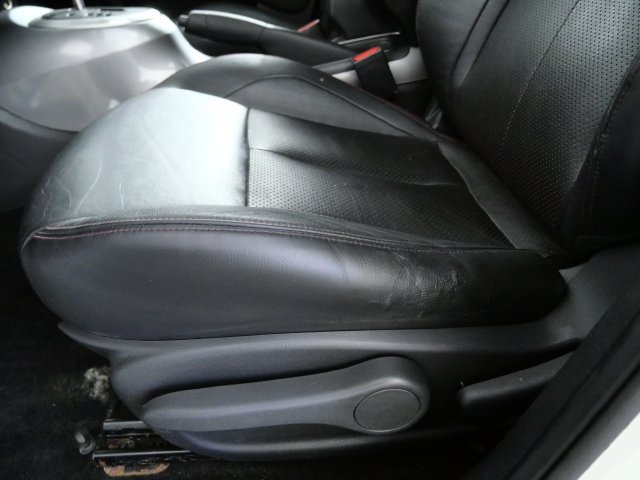 Used 2012 Nissan Juke SL AWD/4WD image 18