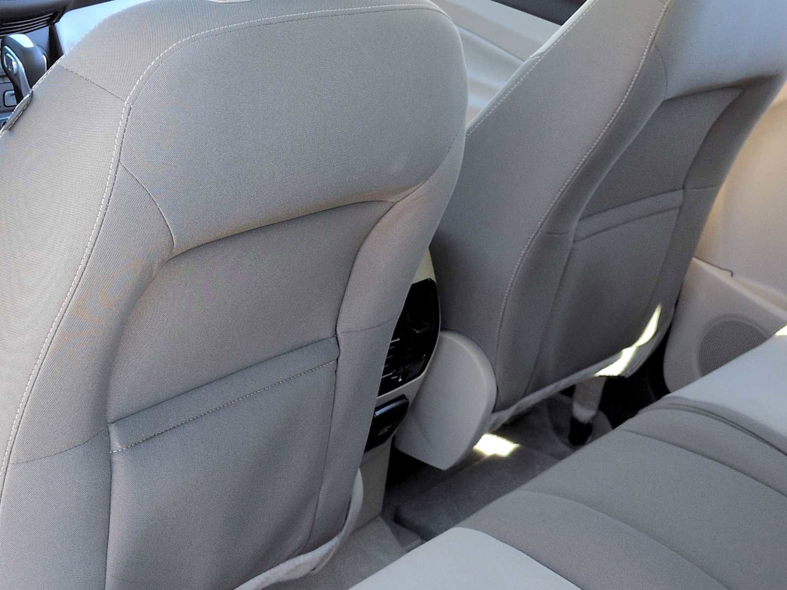 Used 2013 Ford C-MAX SE FWD image 19