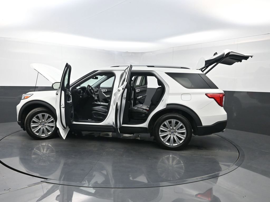 Used 2022 Ford Explorer Limited w/ Equipment Group 301A image 39