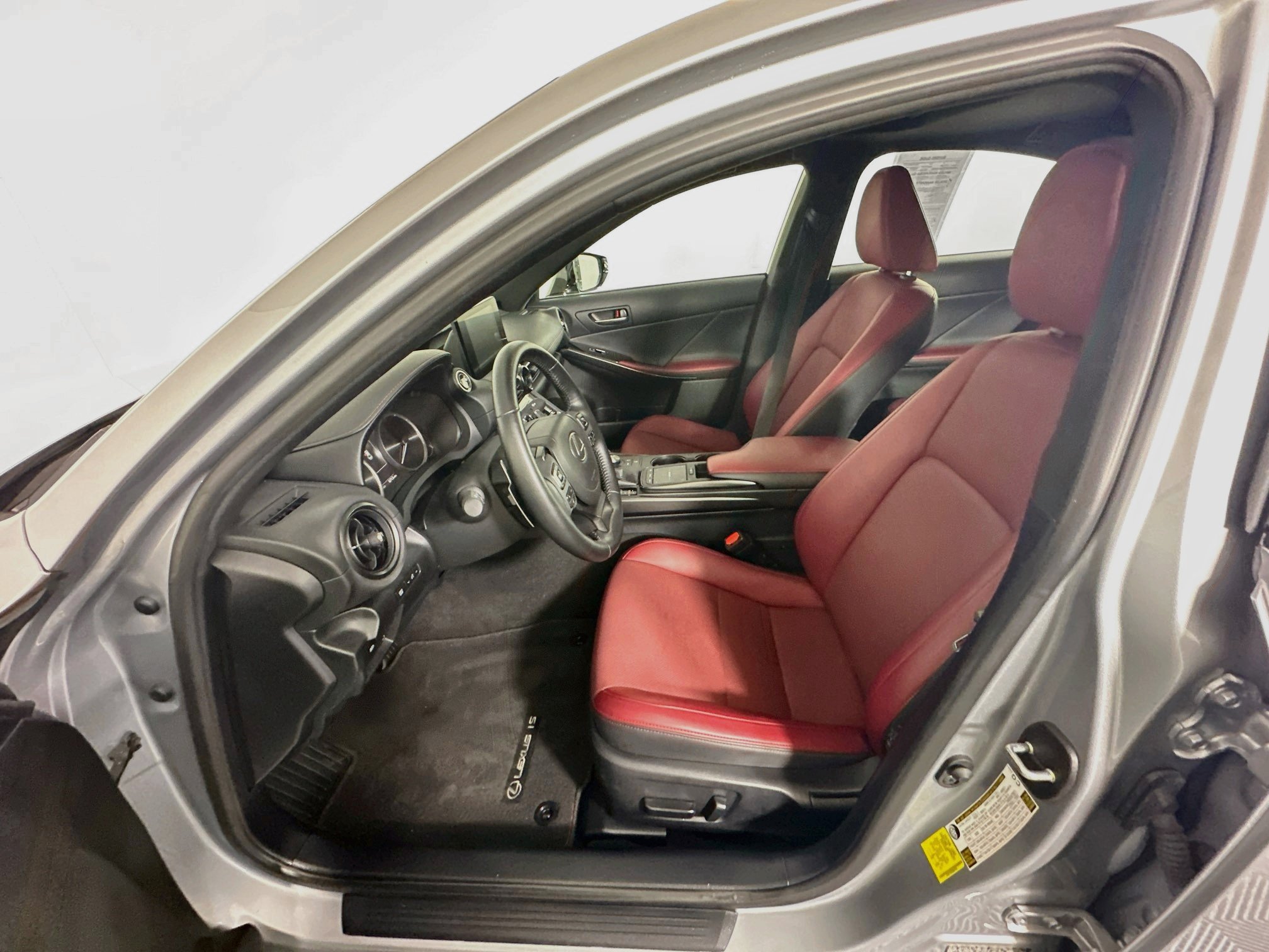 Used 2025 Lexus IS 350 F Sport w/ Accessory Package RWD image 13