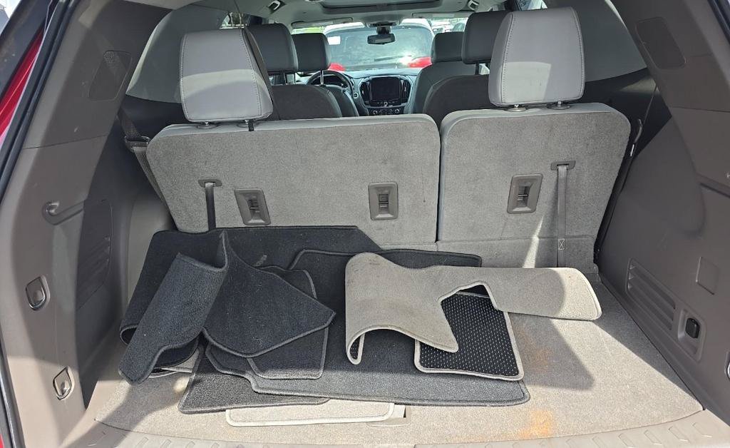 Used 2020 Chevrolet Traverse Premier FWD image 18