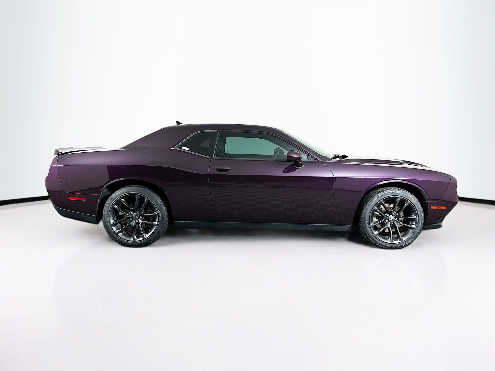 Used 2021 Dodge Challenger SXT w/ Plus Package RWD image 10