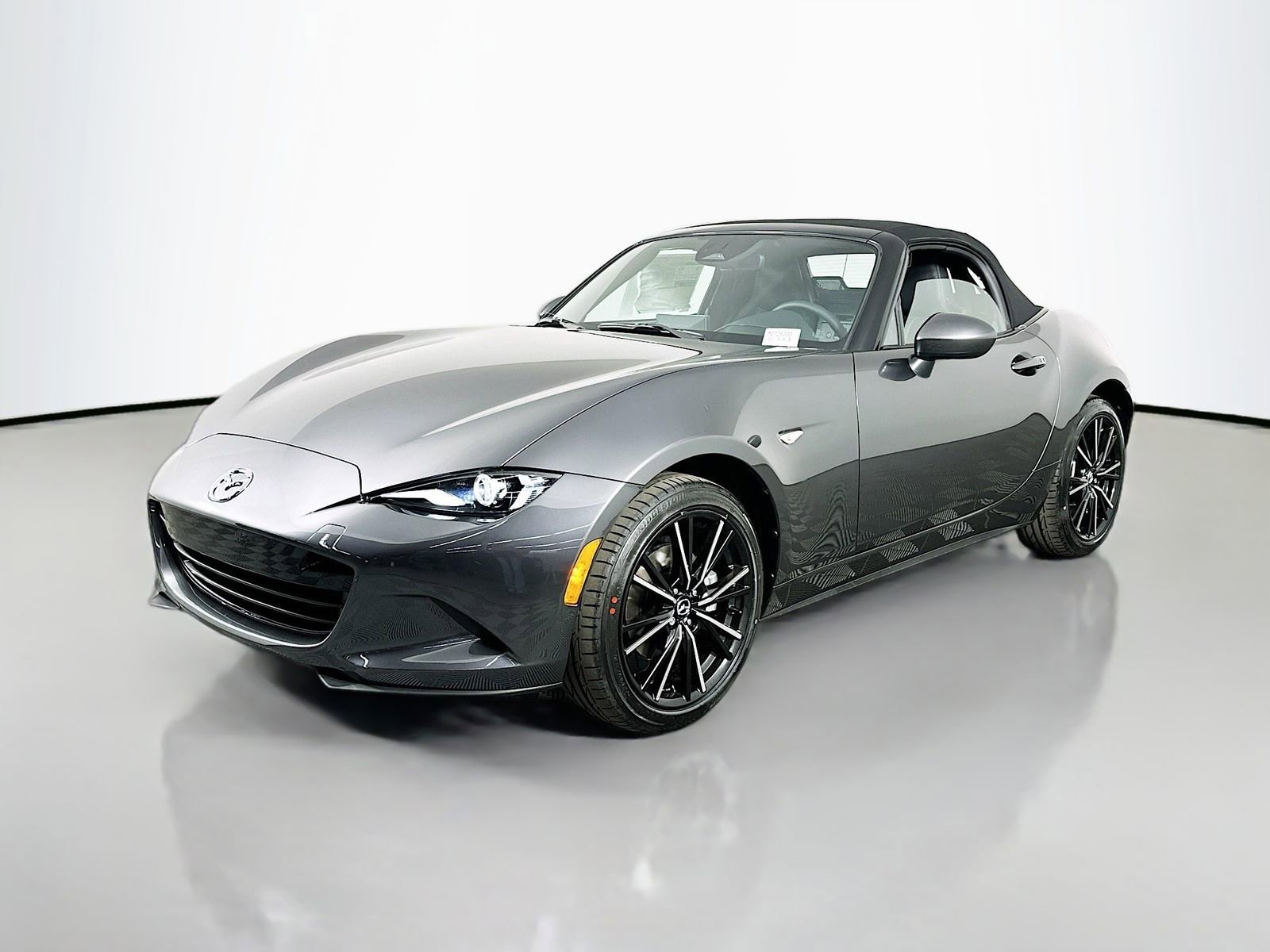 New 2026 MAZDA MX-5 Miata Grand Touring w/ Weather Package image 3