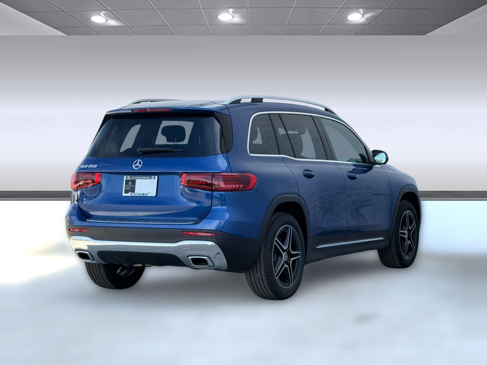 Used 2026 Mercedes-Benz GLB 250 image 8