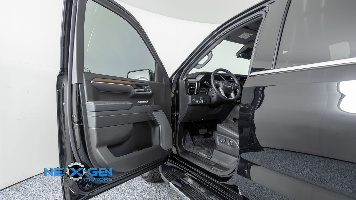 Used 2025 GMC Sierra 1500 Denali w/ Technology Package image 9