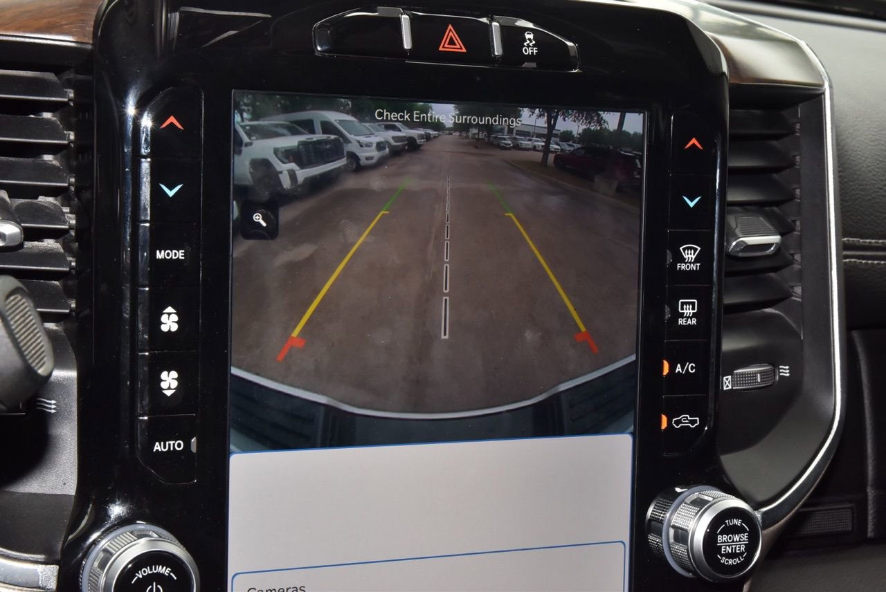 Used 2024 RAM 2500 Laramie image 28