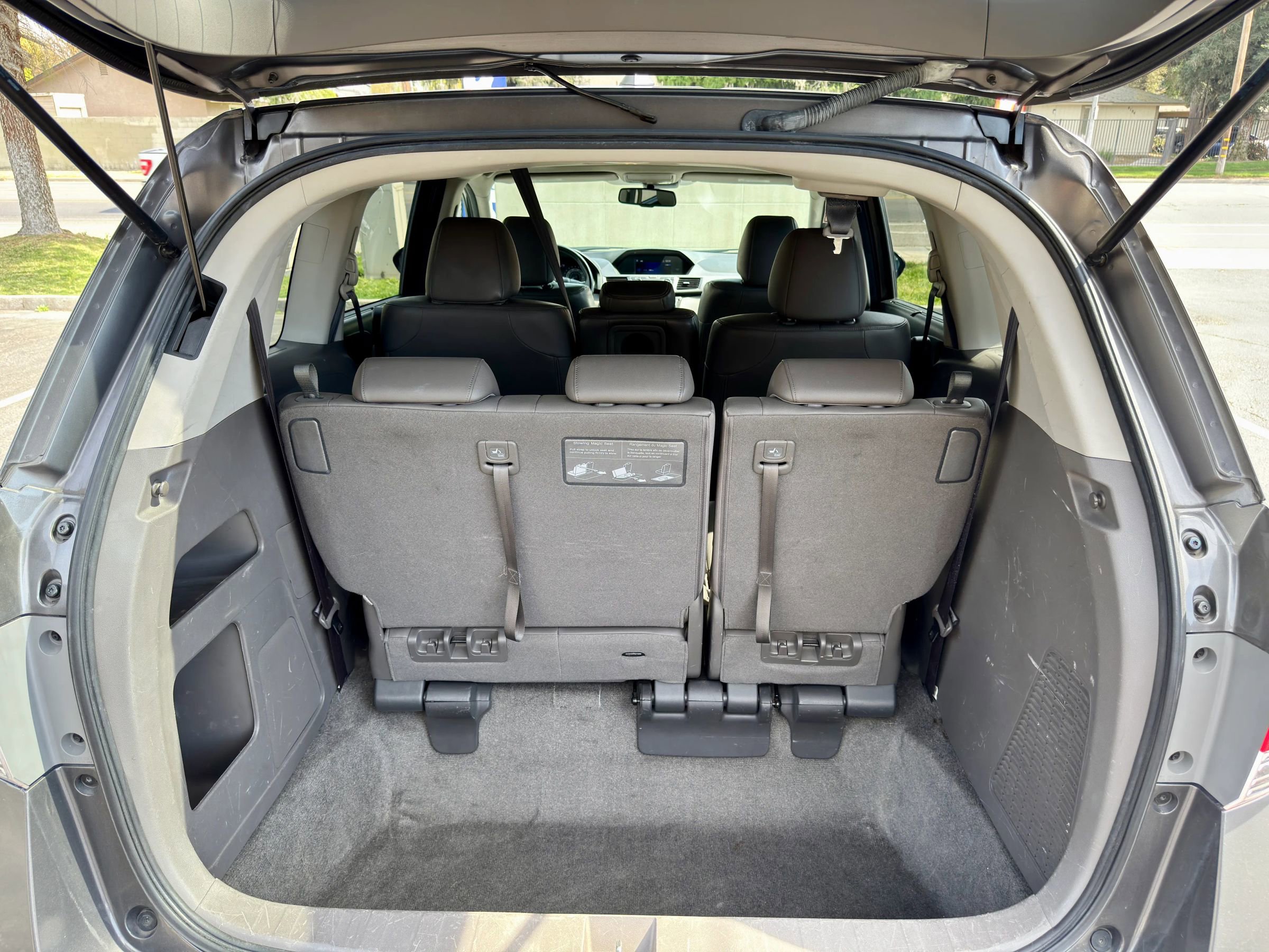 Used 2014 Honda Odyssey EX-L image 17