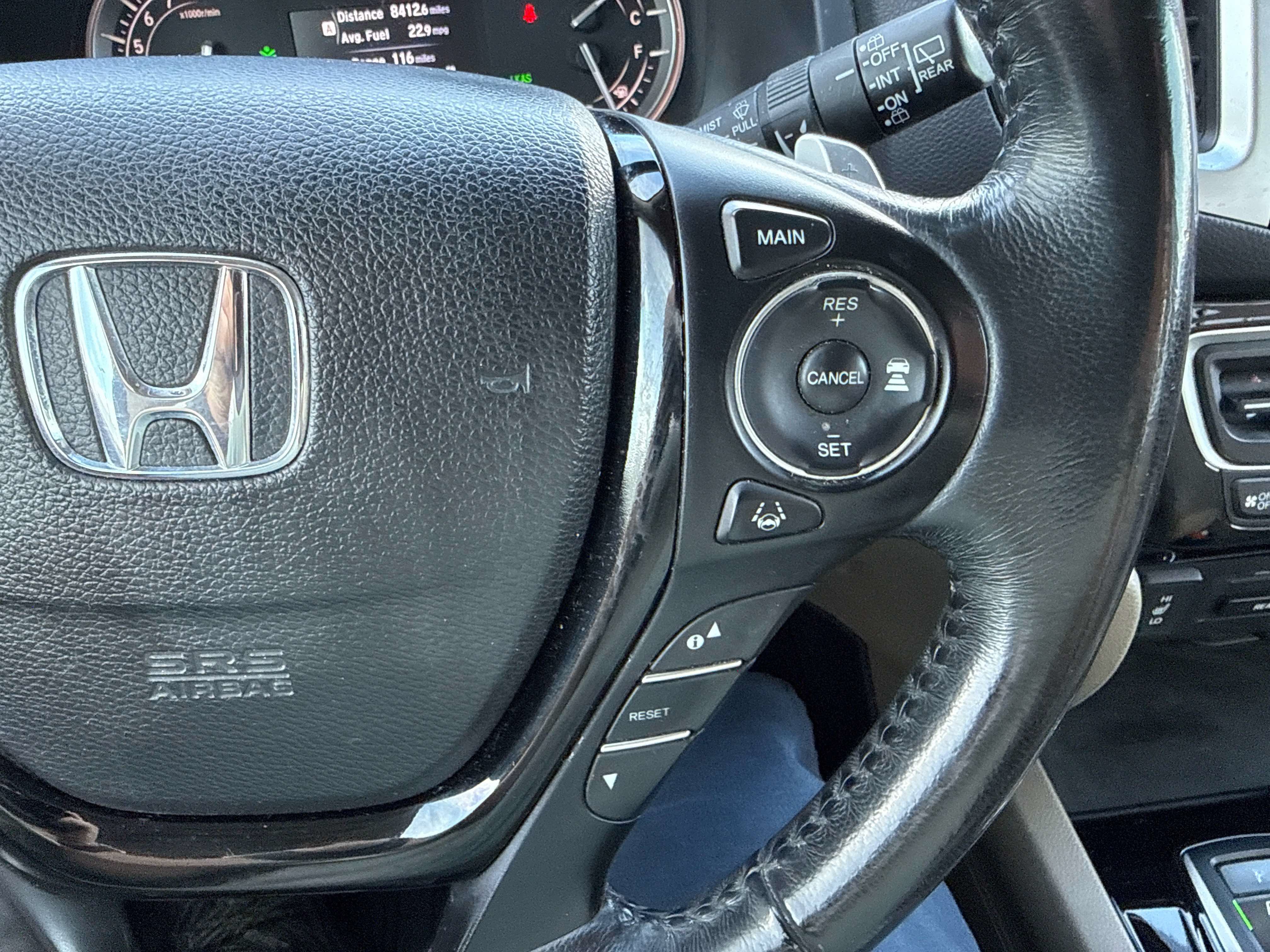 Used 2016 Honda Pilot Touring image 27