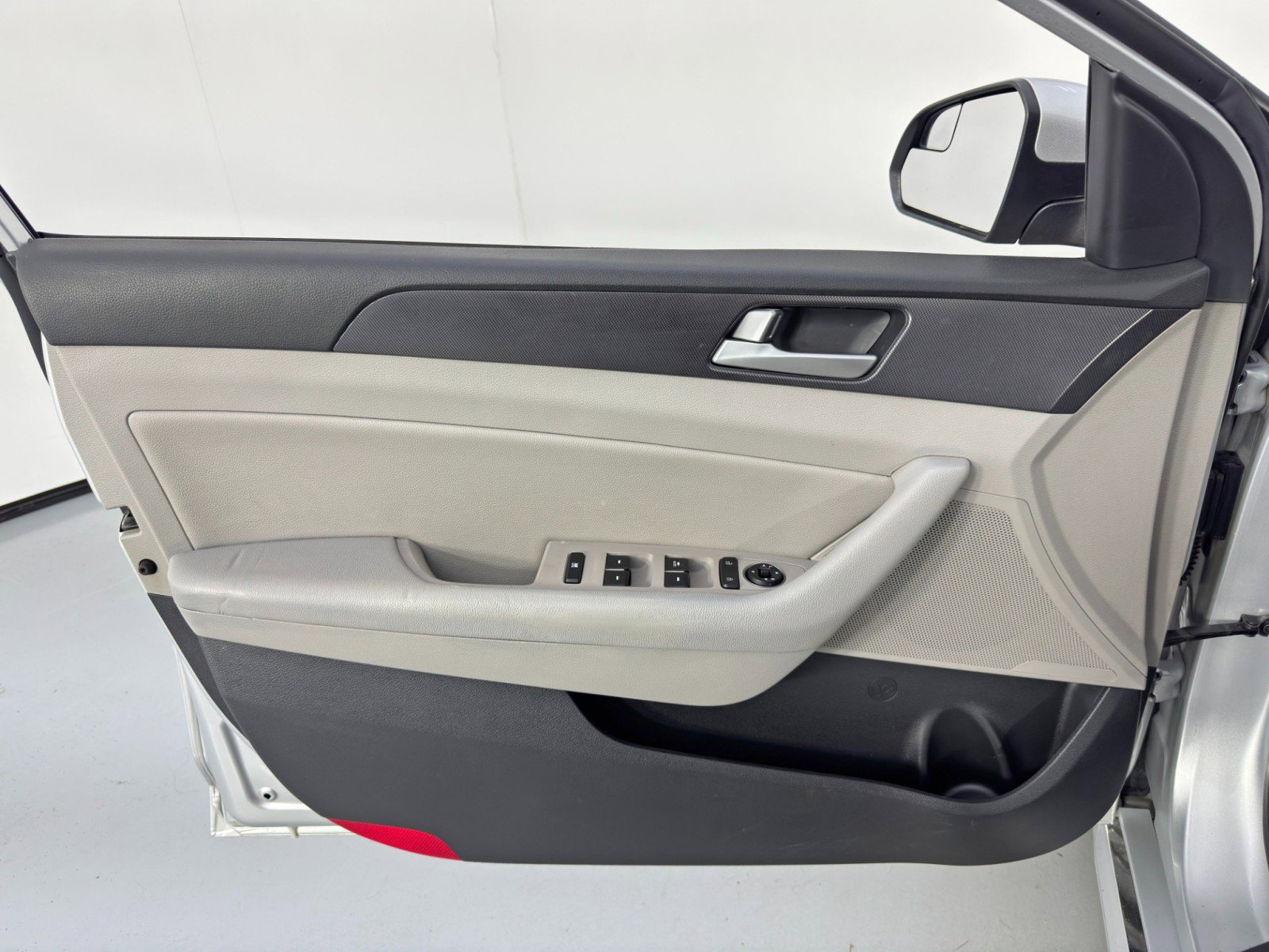 Used 2017 Hyundai Sonata Sport w/ Cargo Package image 35