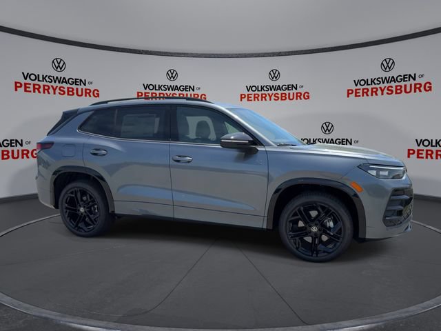 New 2026 Volkswagen Tiguan SE R-Line AWD/4WD image 9