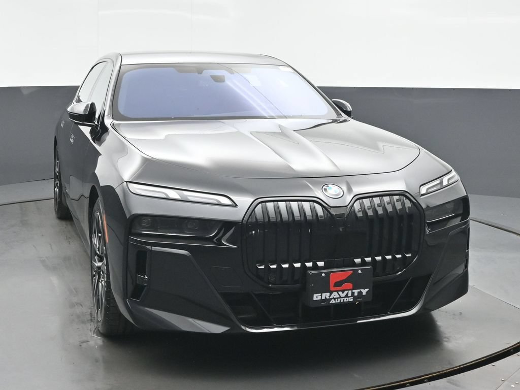Used 2023 BMW i7 xDrive60 AWD/4WD image 8