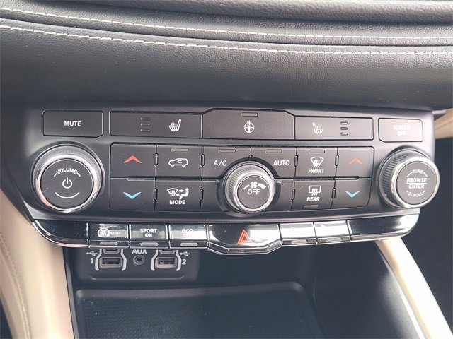 Used 2021 Dodge Durango SXT image 27