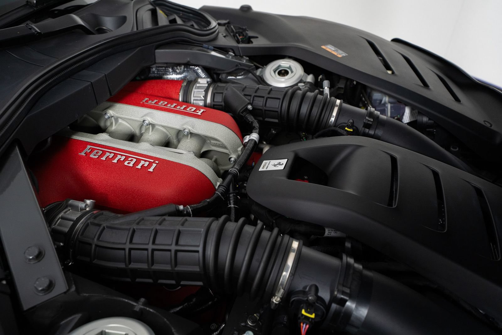 Certified 2025 Ferrari Purosangue AWD/4WD image 64