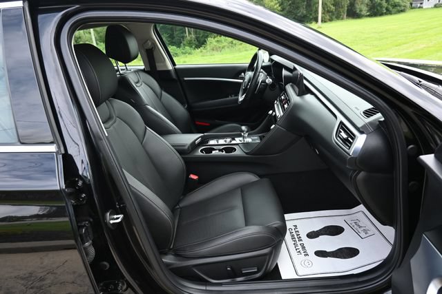Used 2024 Genesis G70 2.5T AWD/4WD image 19