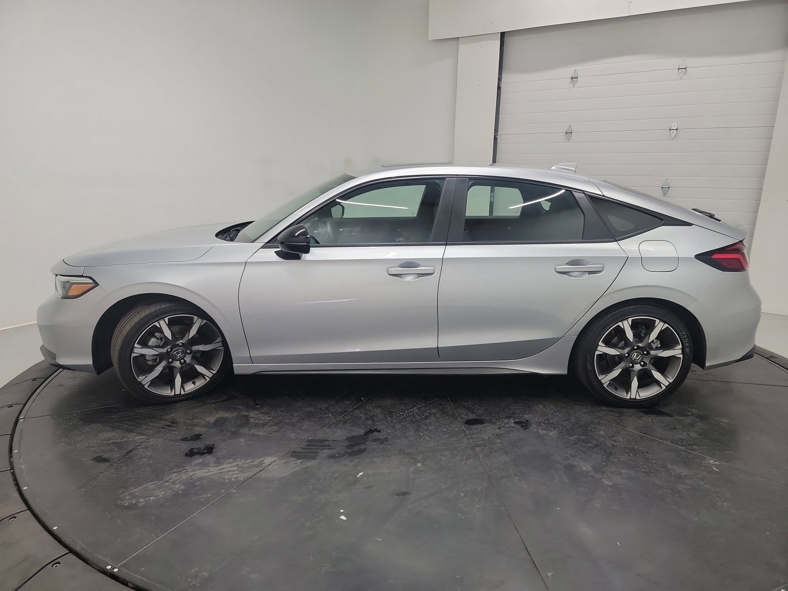 Certified 2025 Honda Civic Sport Touring image 5